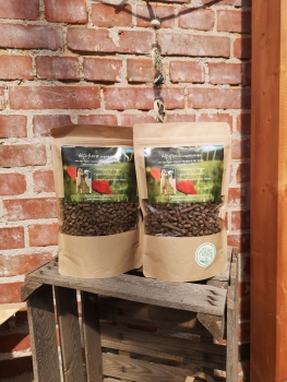 Preview: Naturdünger aus Alpaka- und Schafwolle Pellets